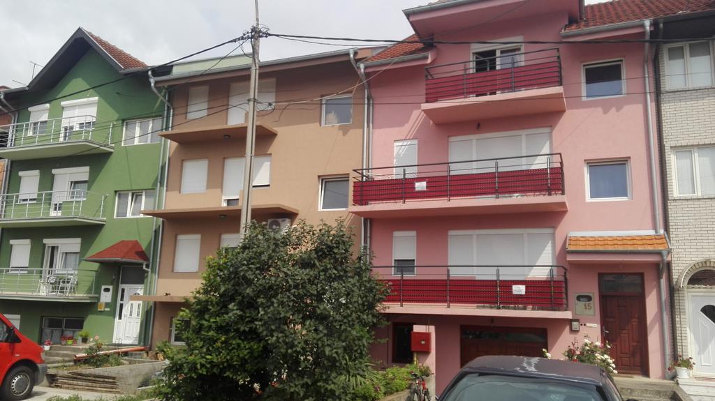 Guest House Trajkovic Jagodina Exterior photo